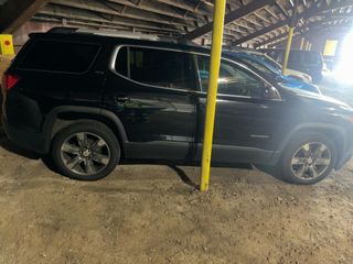 2018 GMC Acadia SLT - Exterior Side Passenger